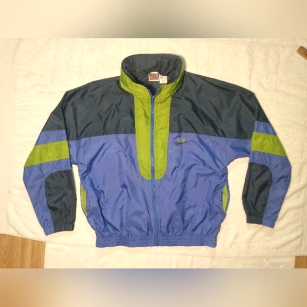 Vintage NIKE ColourBlock Nylon Windbreaker Hooded Athletic Unisex Jacket -Mens S